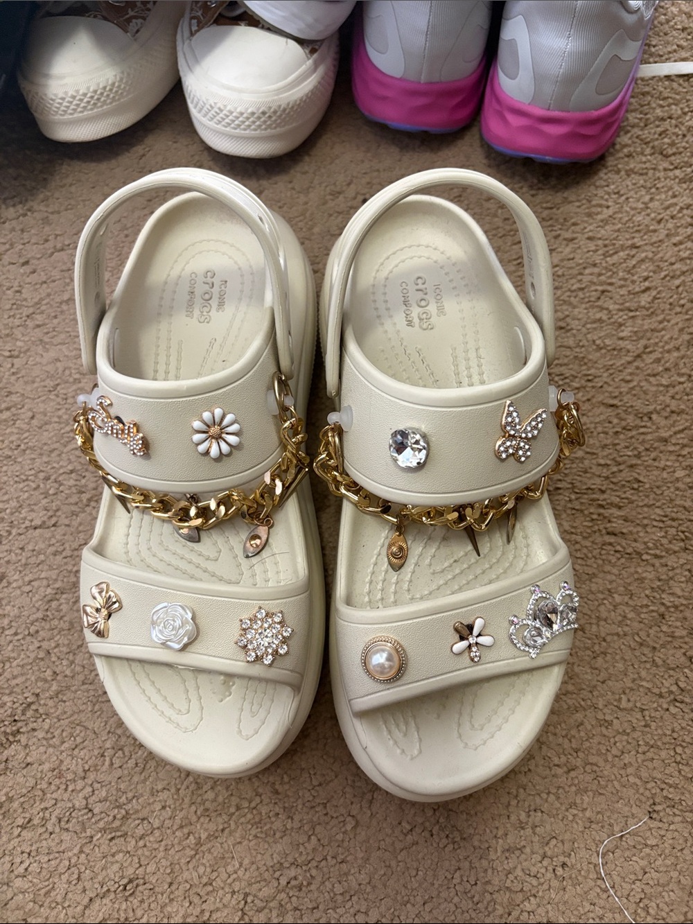 CROCS Cream Jeweled Slide Sandals with Gold Chain Charms